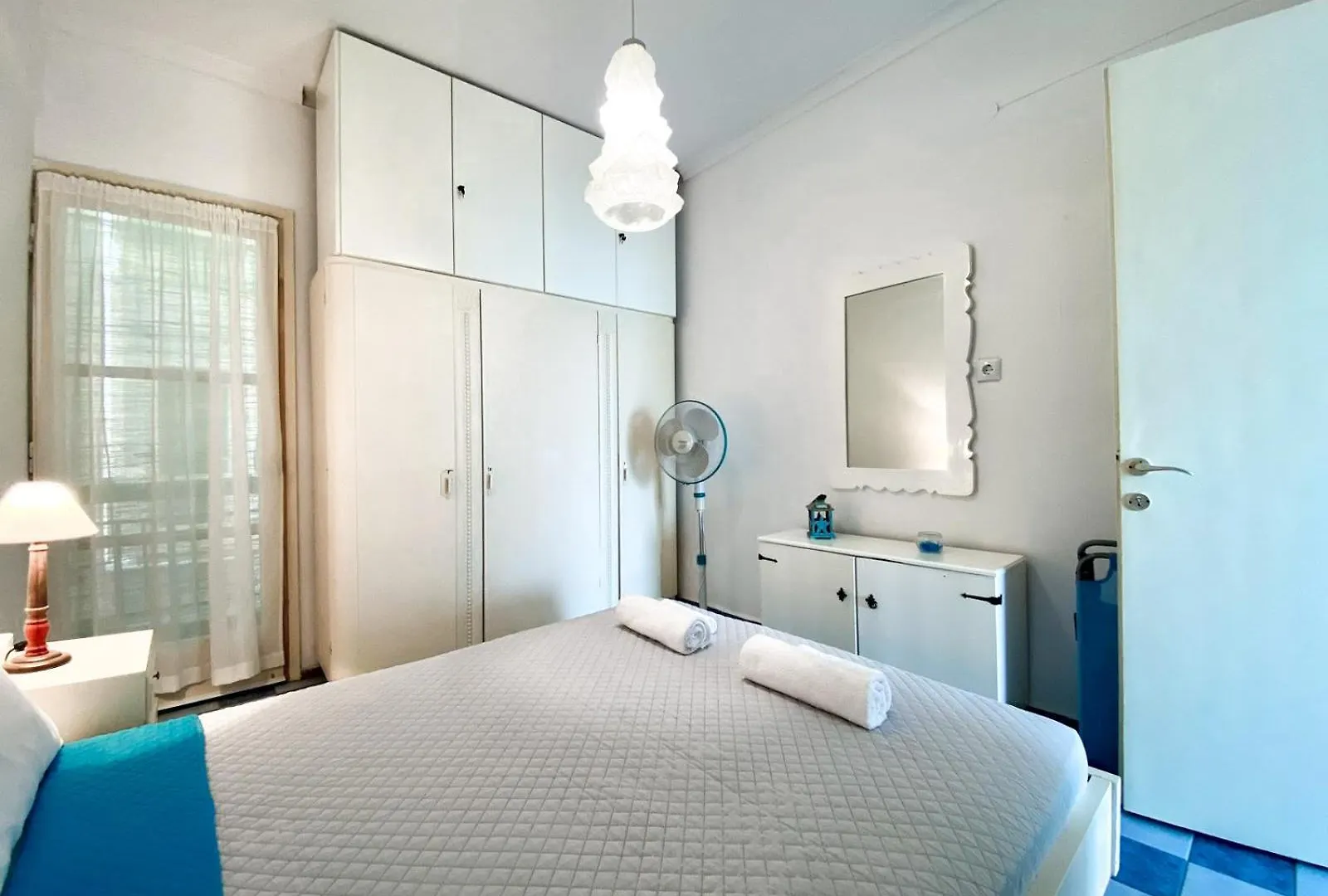 شقة Korali Seaview Apartment, Perea Peraía اليونان